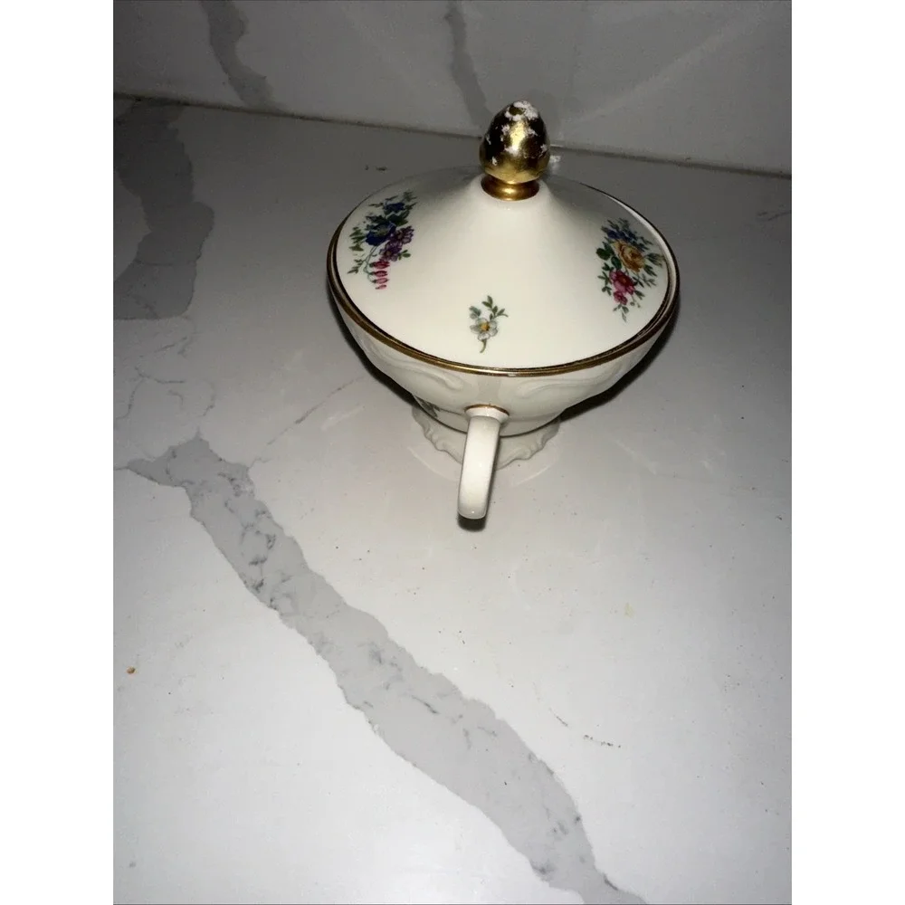Rosenthal‎ pompadour germany porcelain Rose Gold Tea Cup With Lid